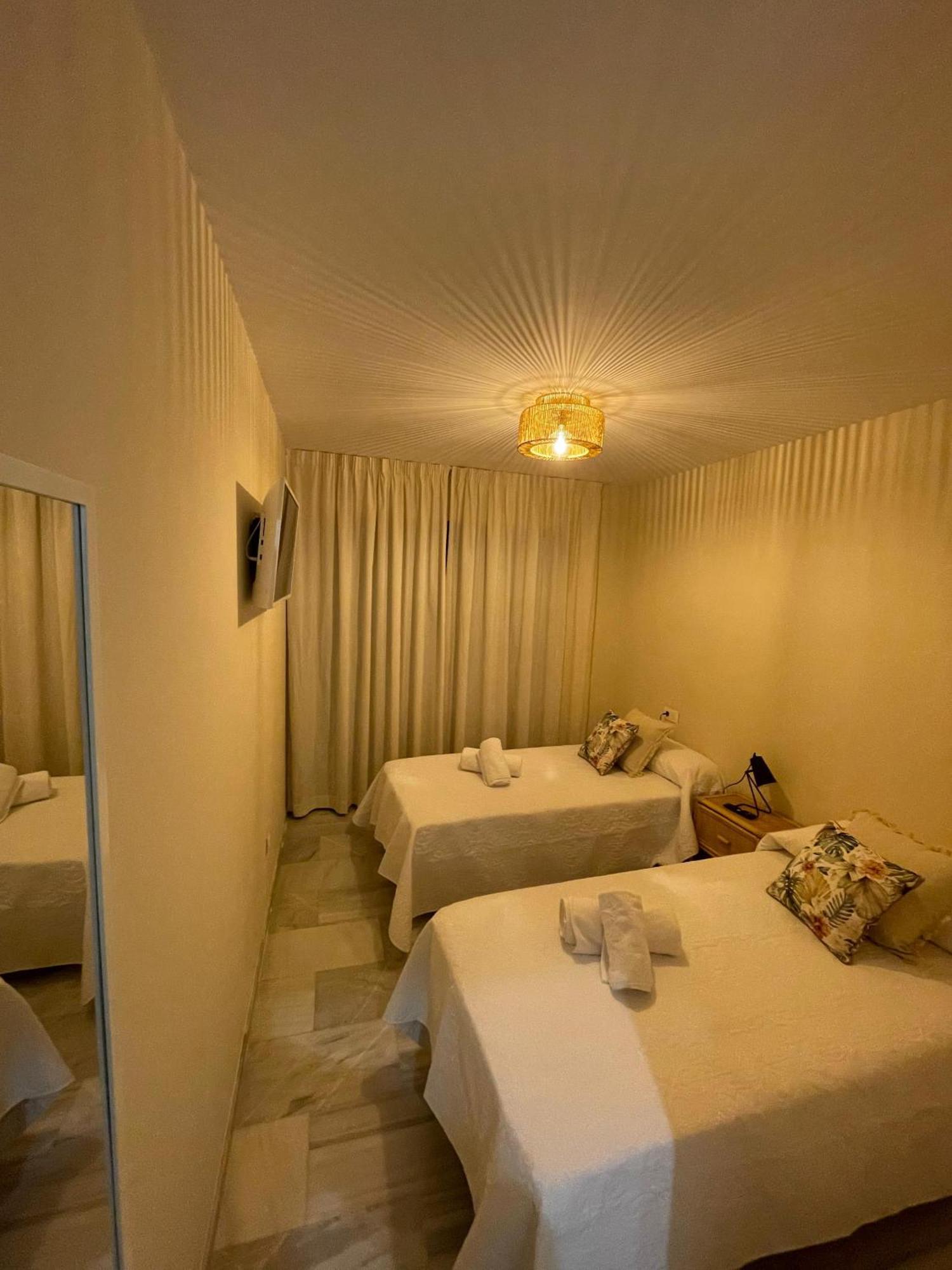 Apartamento Las Olas Playa De Levante เบนิดอร์ม ภายนอก รูปภาพ