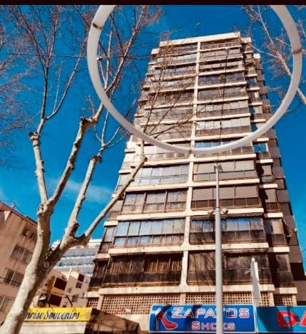 Apartamento Las Olas Playa De Levante เบนิดอร์ม ภายนอก รูปภาพ