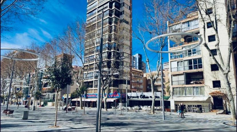 Apartamento Las Olas Playa De Levante เบนิดอร์ม ภายนอก รูปภาพ
